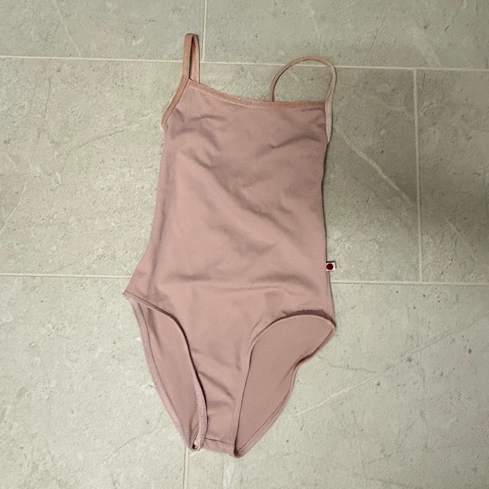 Yumiko Daniela Leotard 14
